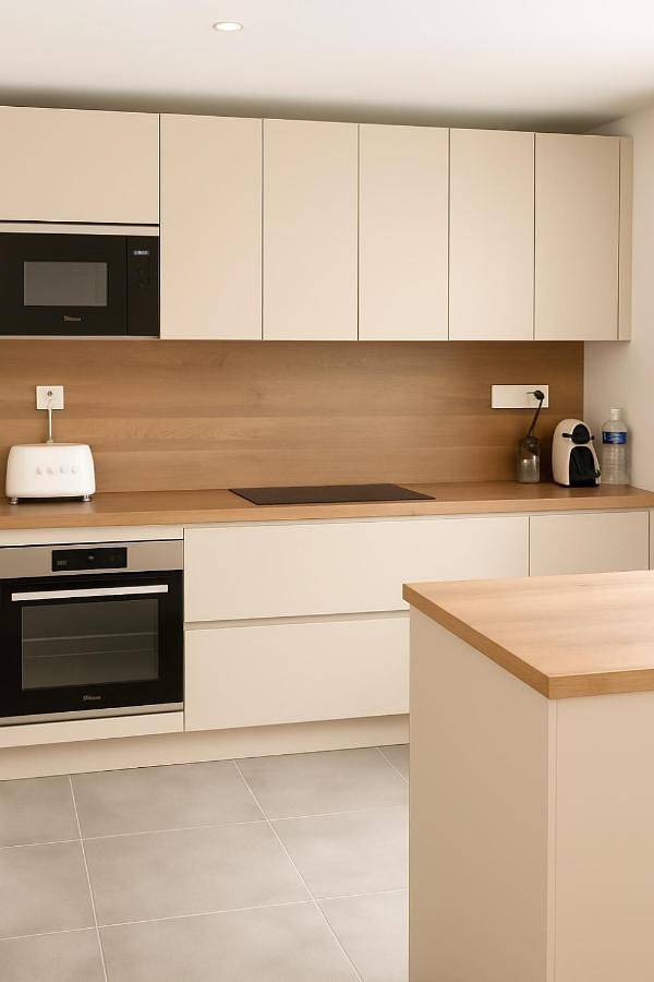 Location de vacances pour 5 personnes, avec terrasse à Saint-Ouen-des-Alleux - 2