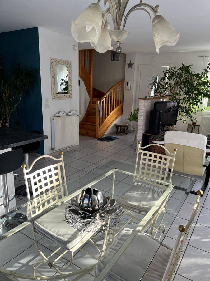 Location de vacances pour 4 personnes, avec jardin et terrasse à Andrézieux-Bouthéon - 3