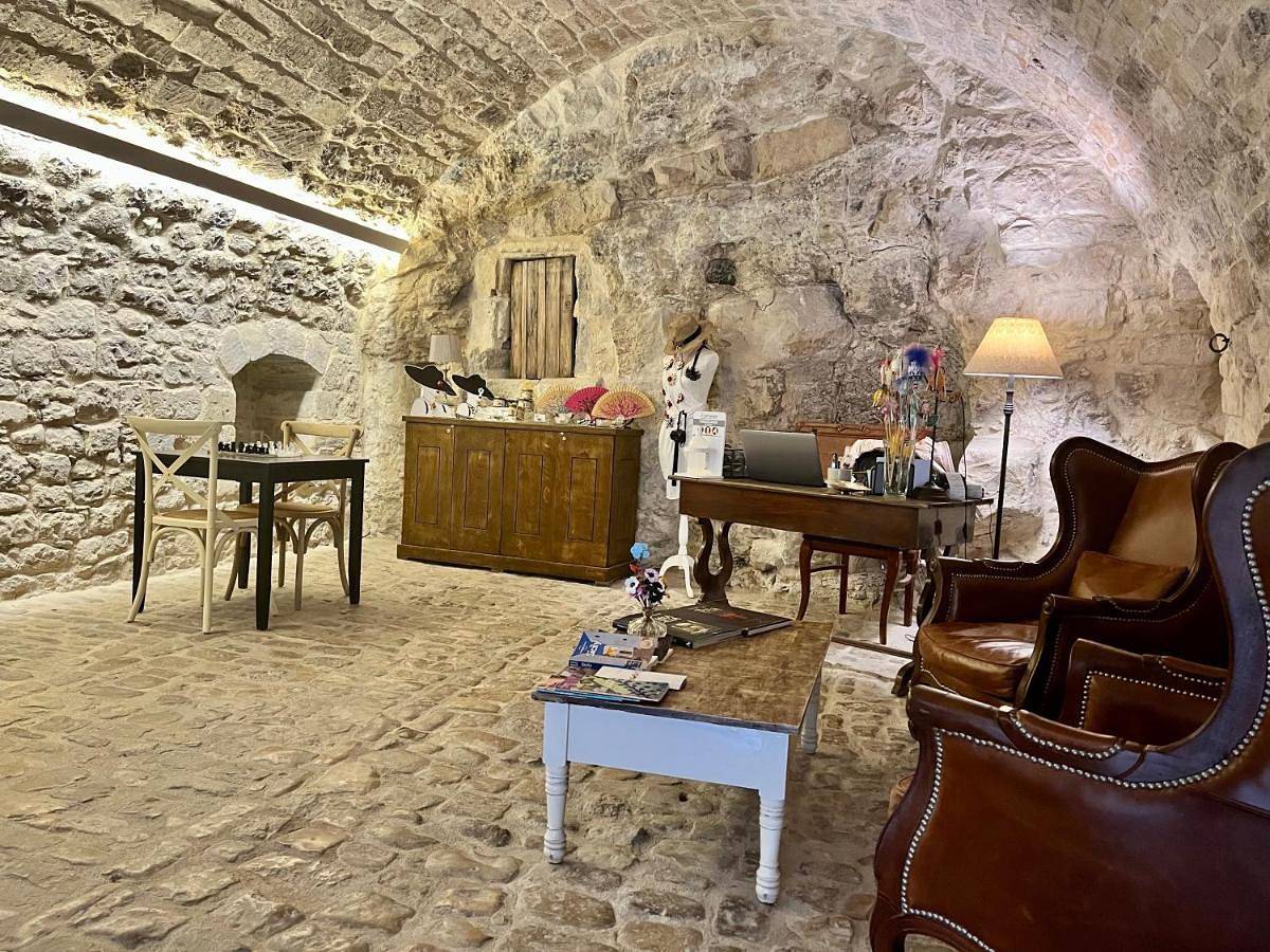 Double Room with Balcony in Ragusa, Ragusa Provinz