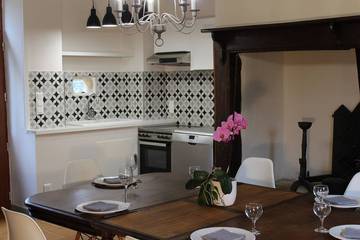 Gîte pour 6 personnes, avec jardin à Mazeyrolles