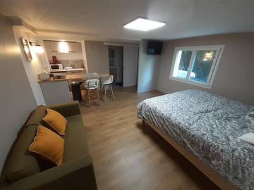 Gîte pour 3 personnes, avec jardin et terrasse à Condrieu
