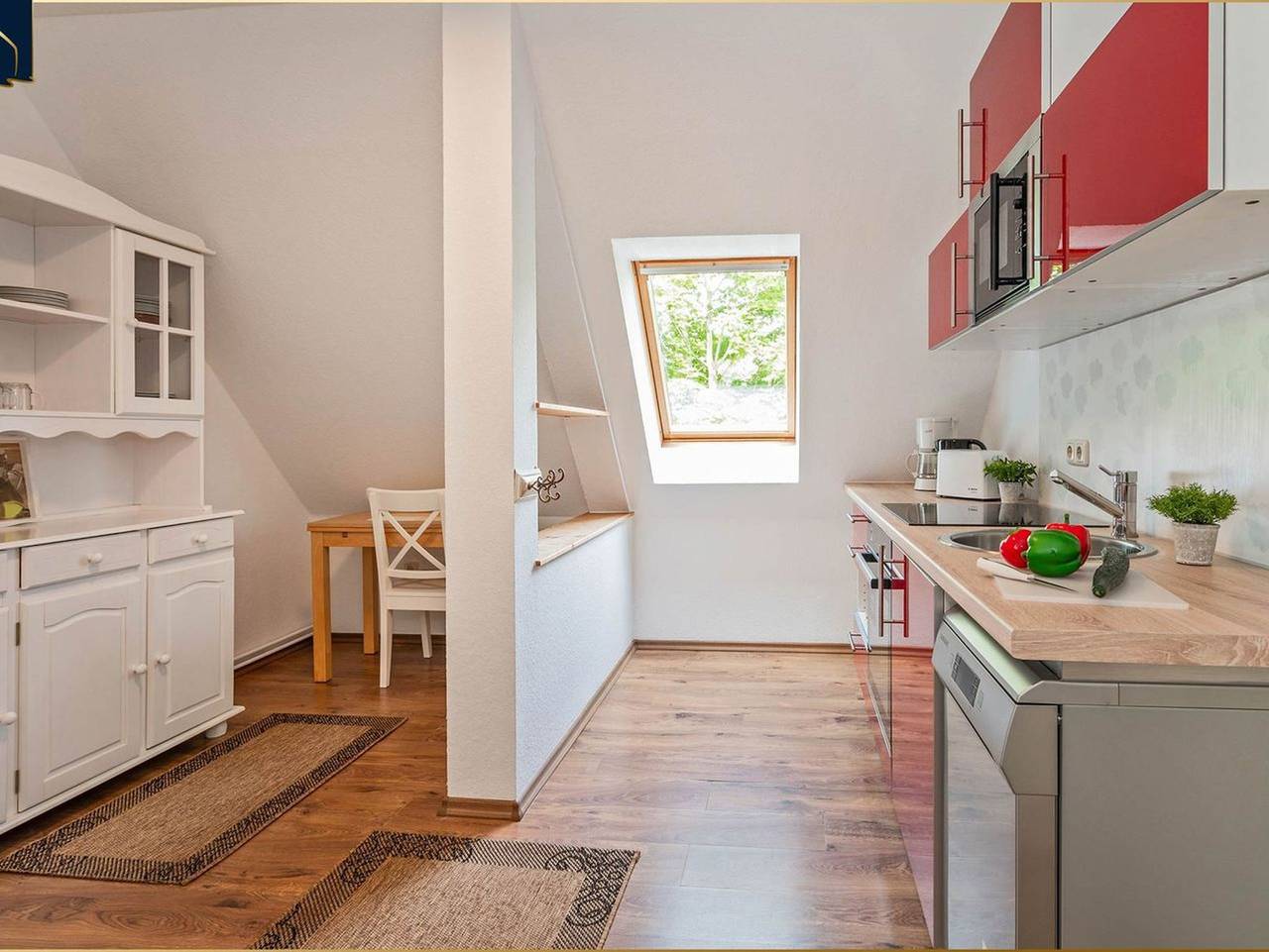 Entire holiday apartment, Ferienwohnung Am Bahnhof - Ferienwohnung Nahe des  Bahnhofs in Seebad Ahlbeck mit Terrasse und Gartenblick in Drei Kaiserbäder, Heringsdorf