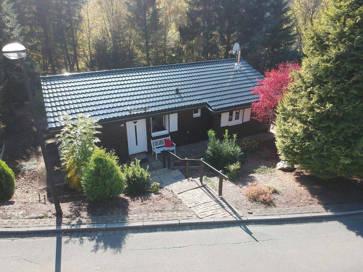 Geräumiges Ferienhaus mit Sauna und herrlichem Blick in die Berge. in Winterberg, Die Mittelgebirge