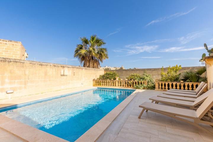 Agriturismo per 9 persone, con Piscina per bambini e Piscina a Malta