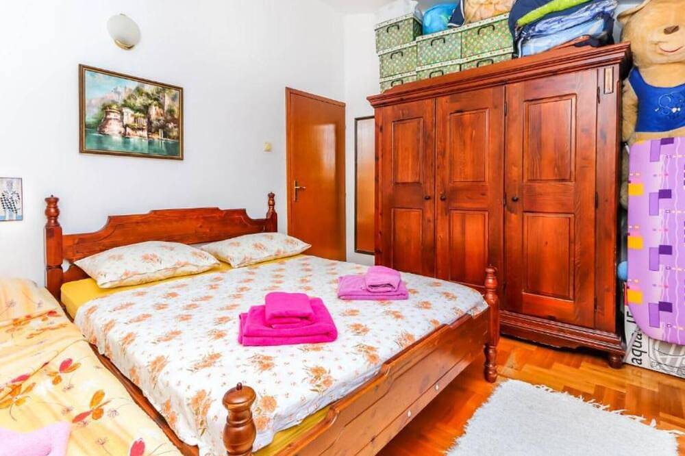 Entire apartment, Relaxing Apt on Budva Coastline - 1 Bedroom Apt in Budva, Opština Budva