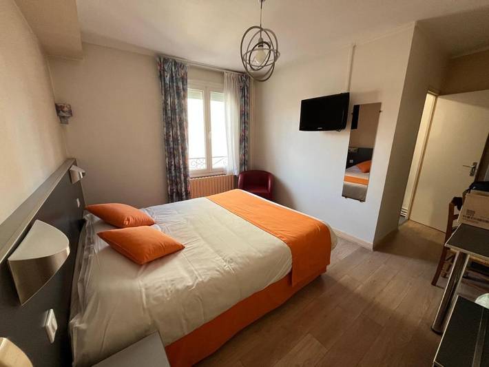 Hôtel pour 2 personnes à Beaumont-sur-Sarthe - 2