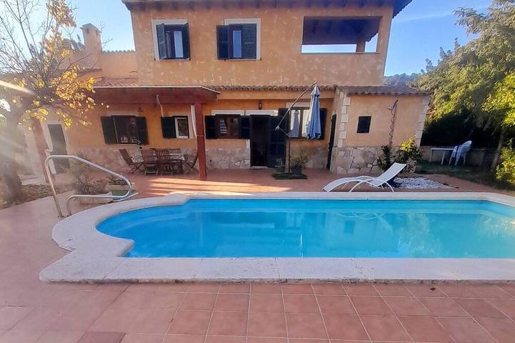 Casa rural para 8 personas, con balcón y jardín, Se admiten mascotas - 1