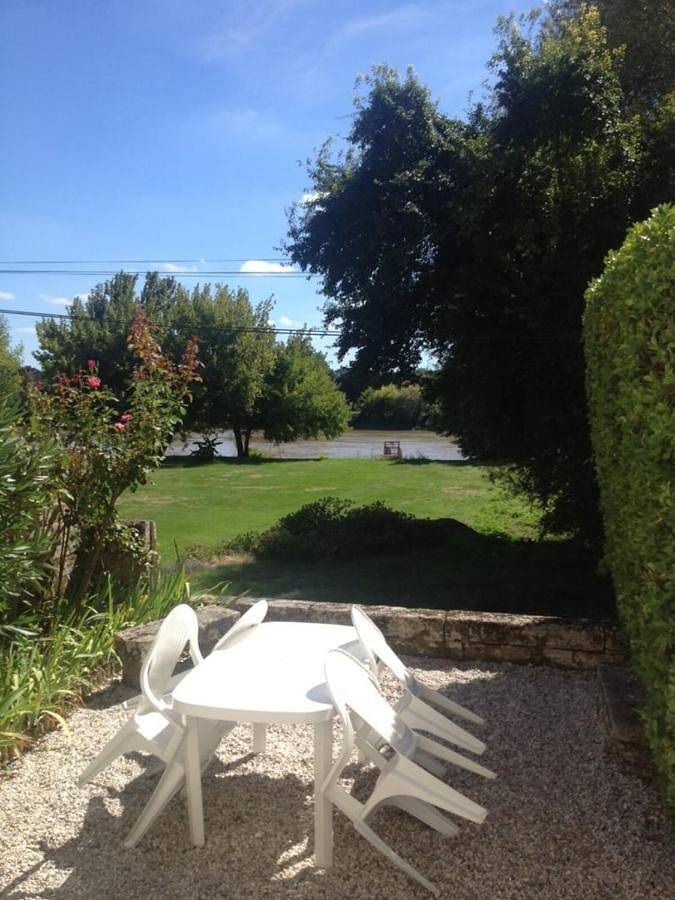 Gîte pour 4 personnes, avec jardin à Vignonet - 2