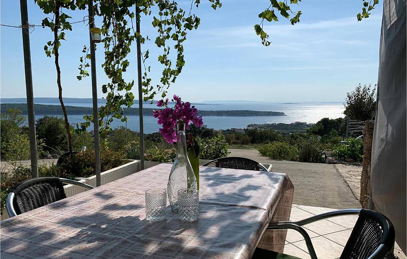 Entire holiday apartment, Holiday apartment for 2 people with terrace in Banjol, Rab