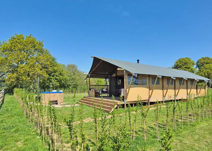 Glamping for 2 people in South Downs