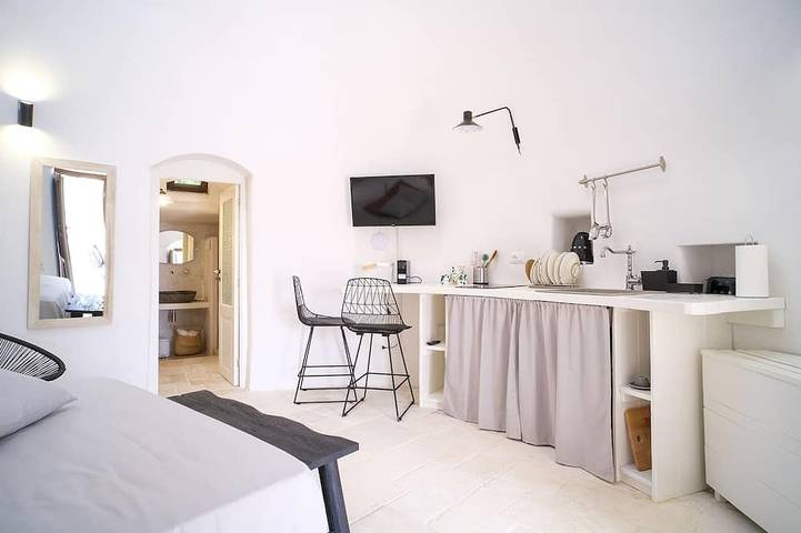 Unveiling Paradise: 6-Bedroom stylish farmhouse with pool in Apulian Countryside in Noci, Bari Province