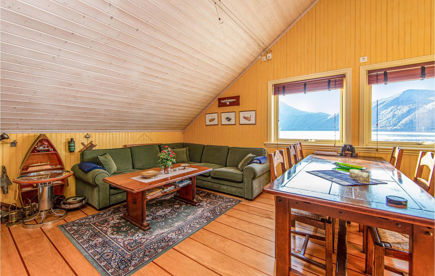 Ferienhaus für 4 Personen mit Terrasse in Sykkylven