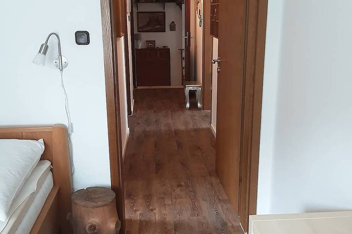 Ganze Wohnung, Wohnung in ruhiger Lage, inmitten Obstplantagen am Stadtrand von St.Tönis in Tönisvorst, Kreis Viersen