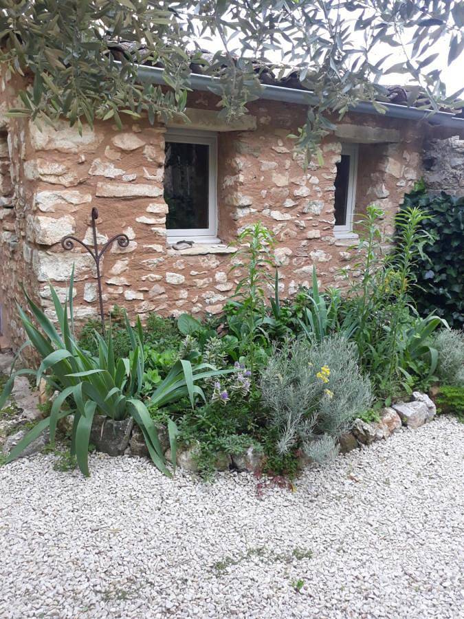 Location de vacances pour 2 personnes, avec jardin, animaux acceptés dans Colorado provençal - 2