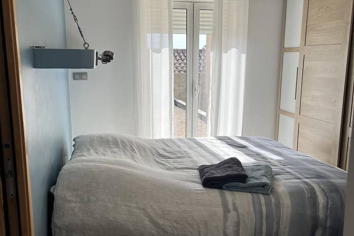 Location de vacances pour 10 personnes, avec terrasse et jardin à Le Pin - 3