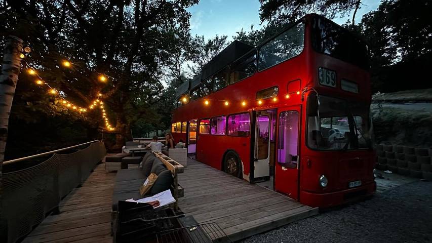Maison d’hôte pour 6 personnes, avec vue ainsi que vue sur le lac et jardin, animaux acceptés dans Hautes-Alpe - 2