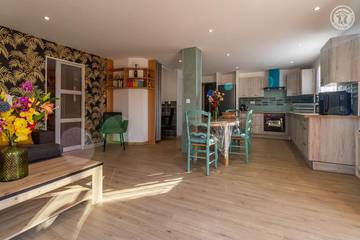 Gîte pour 4 personnes, avec terrasse à Viviers-du-Lac