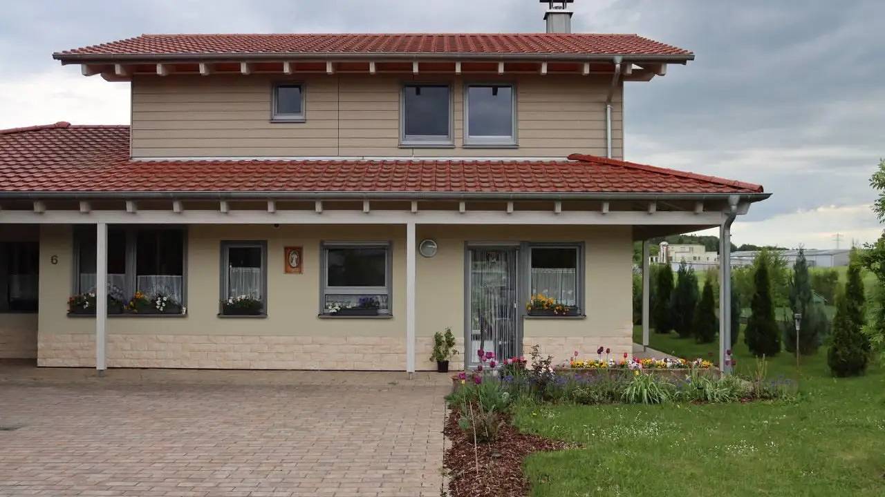 Ganze Ferienwohnung, Ferienwohnung für 3 Personen (55 m²) in Külsheim in Külsheim, Stuttgart Region