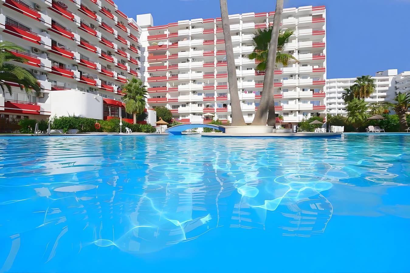 Appartement entier, Moderne, piscine Xxl, climatisation, wifi rapide, tennis in Alcúdia, Majorque du Nord