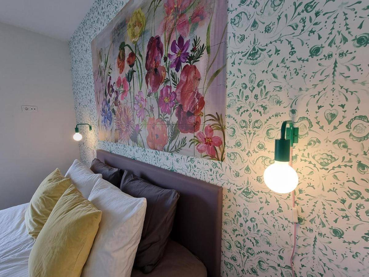 Appartement entier, Neon Nights Studio in Groningen, Région de Groningen
