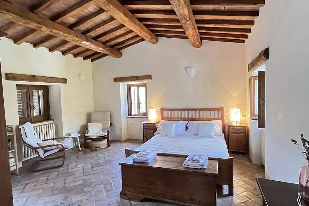 La Quercia di Mamie - House with Private Pool in Spoleto in Spoleto, Perugia Province