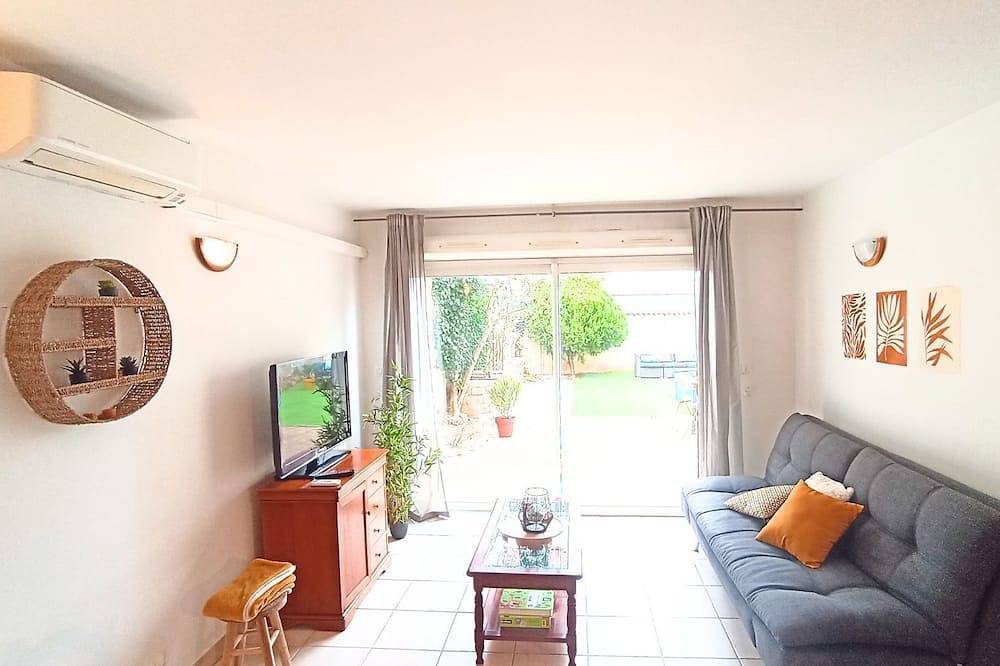 Ganze Wohnung, Large T2 in Quiet countryside with Garden in Trets, Aix-en-Provence und Umgebung