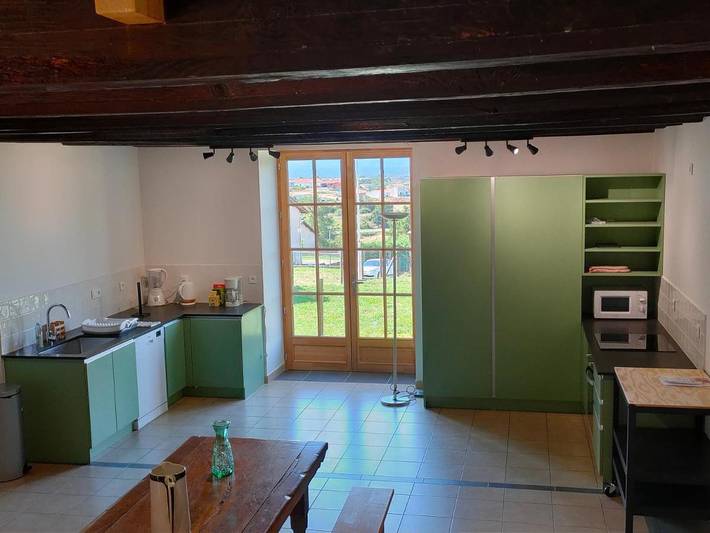 Maison d’hôte pour 10 personnes, avec jardin ainsi que vue et sauna dans la Loire - 2