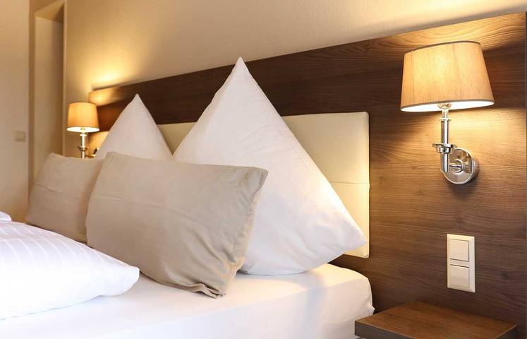 Parkhotel Luise - Einzelzimmer in Bad Herrenalb, Nordschwarzwald