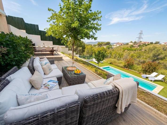 Casa rural para 6 personas, con Terraza además de Piscina y Vistas en Aiguamurcia
