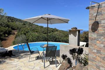 Casa rural para 4 personas, con jardín y terraza en Garafía