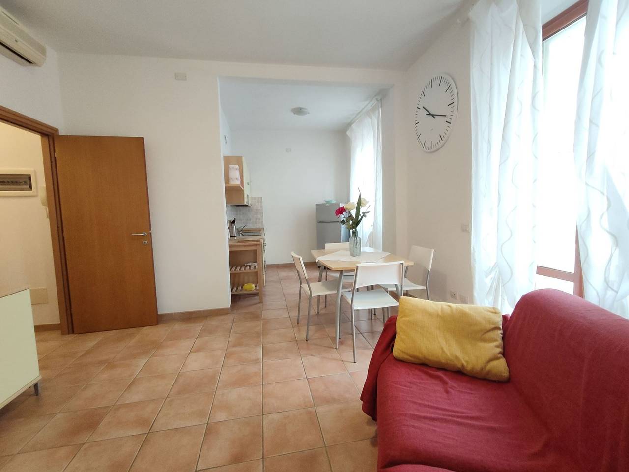 Ganze Ferienwohnung, Ferienwohnung für 4 Personen mit Balkon in San Vincenzo, Etruskische Küste
