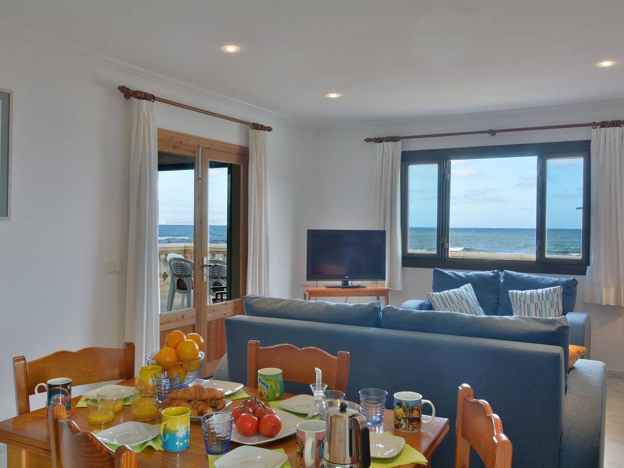 Ganze Wohnung, Gemütliche Strandwohnung in erster Reihe auf Mallorca in Playa Son Serra de Marina, Santa Margalida