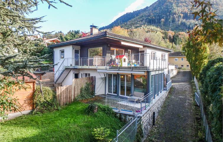 Appartement de vacances pour 5 personnes, avec Terrasse et Jardin