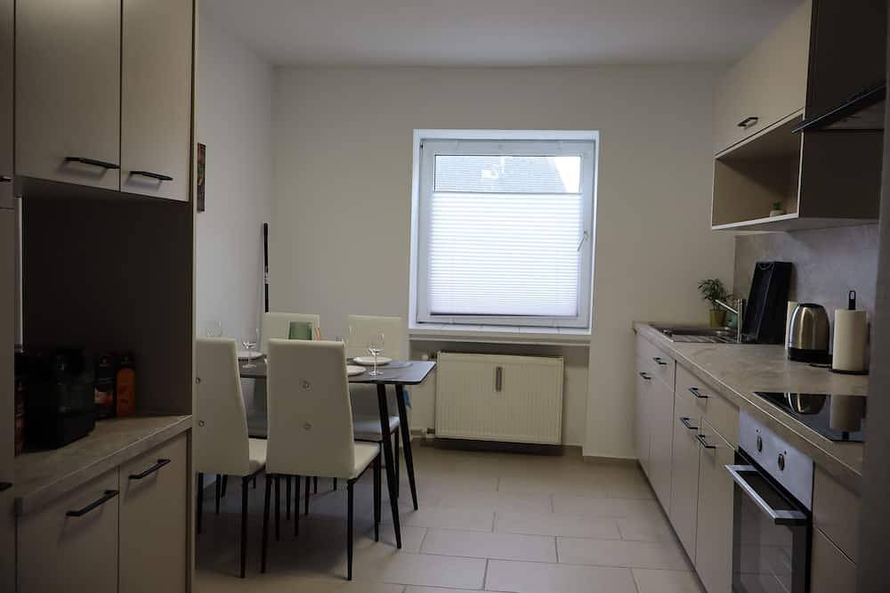 Ganze Wohnung, Bridge Eg Whg, 2x Terrasse, Grill,küche,w-lan,wachmaschine,trockner, in Lippstadt, Nordrhein-Westfalen