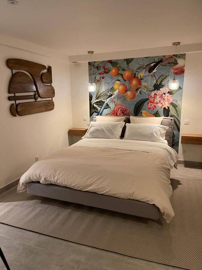 Chambre d’hôte pour 3 personnes, avec Terrasse et Jardin