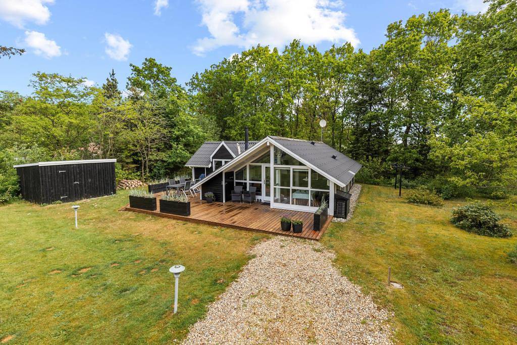 Klassisches Ferienhaus mit Kamin und Sauna in Houstrup in Houstrup, Varde