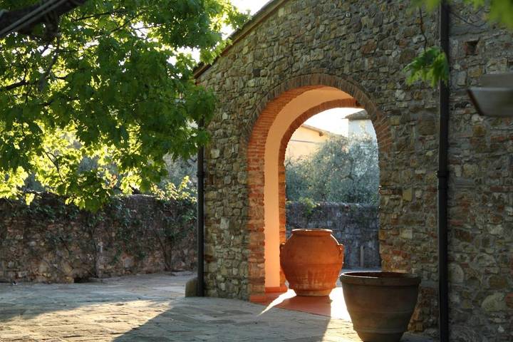 Location de vacances pour 8 personnes, avec vue et jardin, animaux acceptés à Scandicci