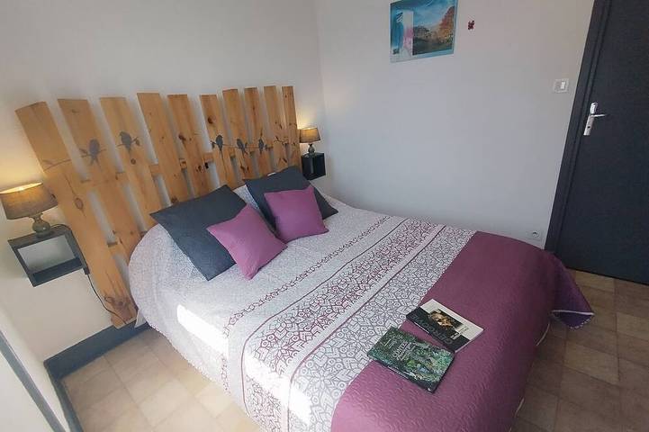 Gîte pour 2 personnes, avec jardin dans Office De Tourisme De Murolo - 3