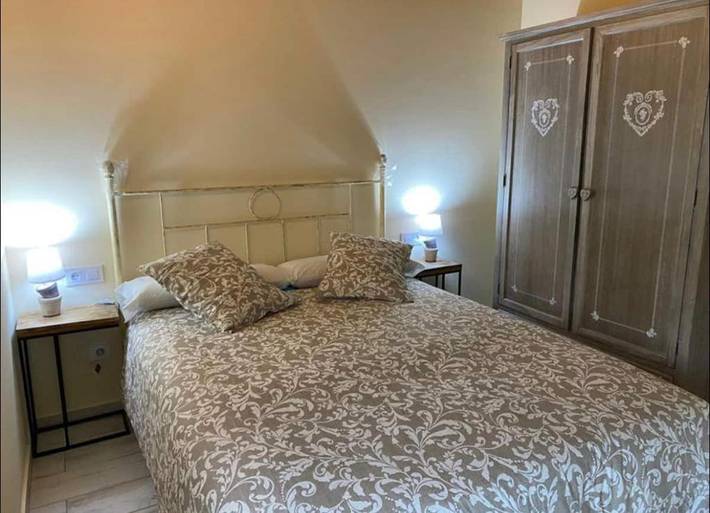 Bungalow para 4 personas, con vistas y jardín, Se admiten mascotas en Cantabria