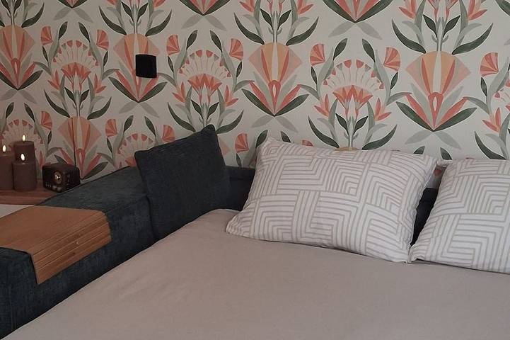 Apartamento entero, Cozy, quiet, and comfortable vacation rental for 2 people, with a garage for bikes or motorcycles in Eu, Región de Dieppe