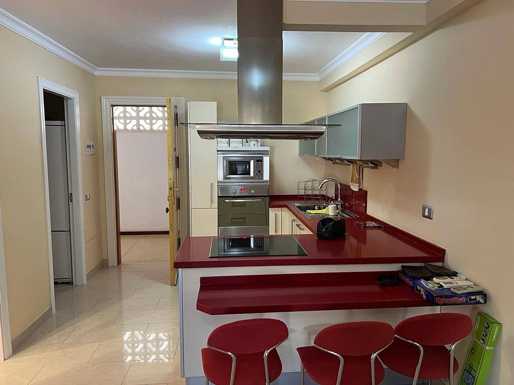 Apartamento entero, Increíble apartamento con vistas al mar y Wi-Fi in Arguineguín, Gran Canaria Sur