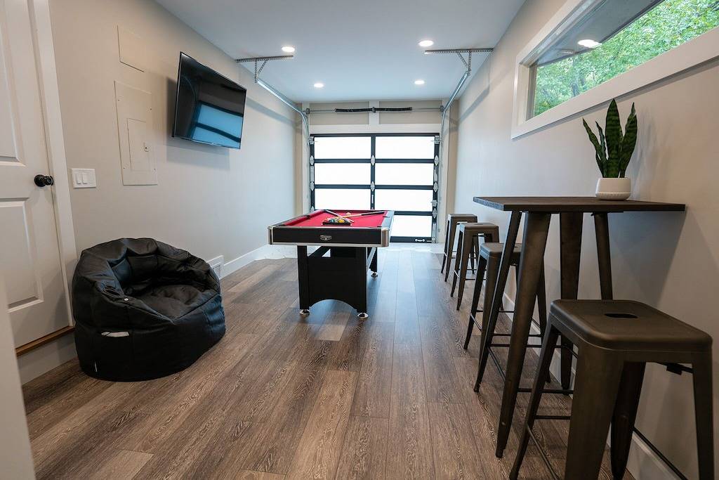 Modern Home - Private Pool & Sauna in Atlanta Suburb / World Cup Ready in Gwinnett County