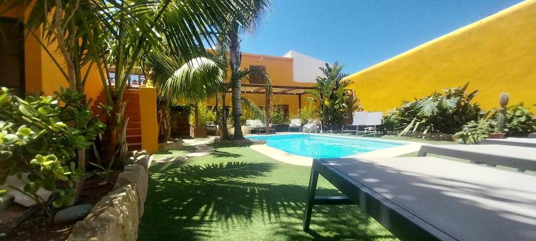 Gîte pour 4 personnes, avec piscine et jardin à Vila do Bispo