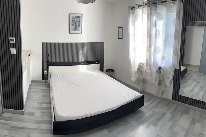 Location de vacances pour 8 personnes, avec jardin à Saint-Côme-et-Maruéjols - 3