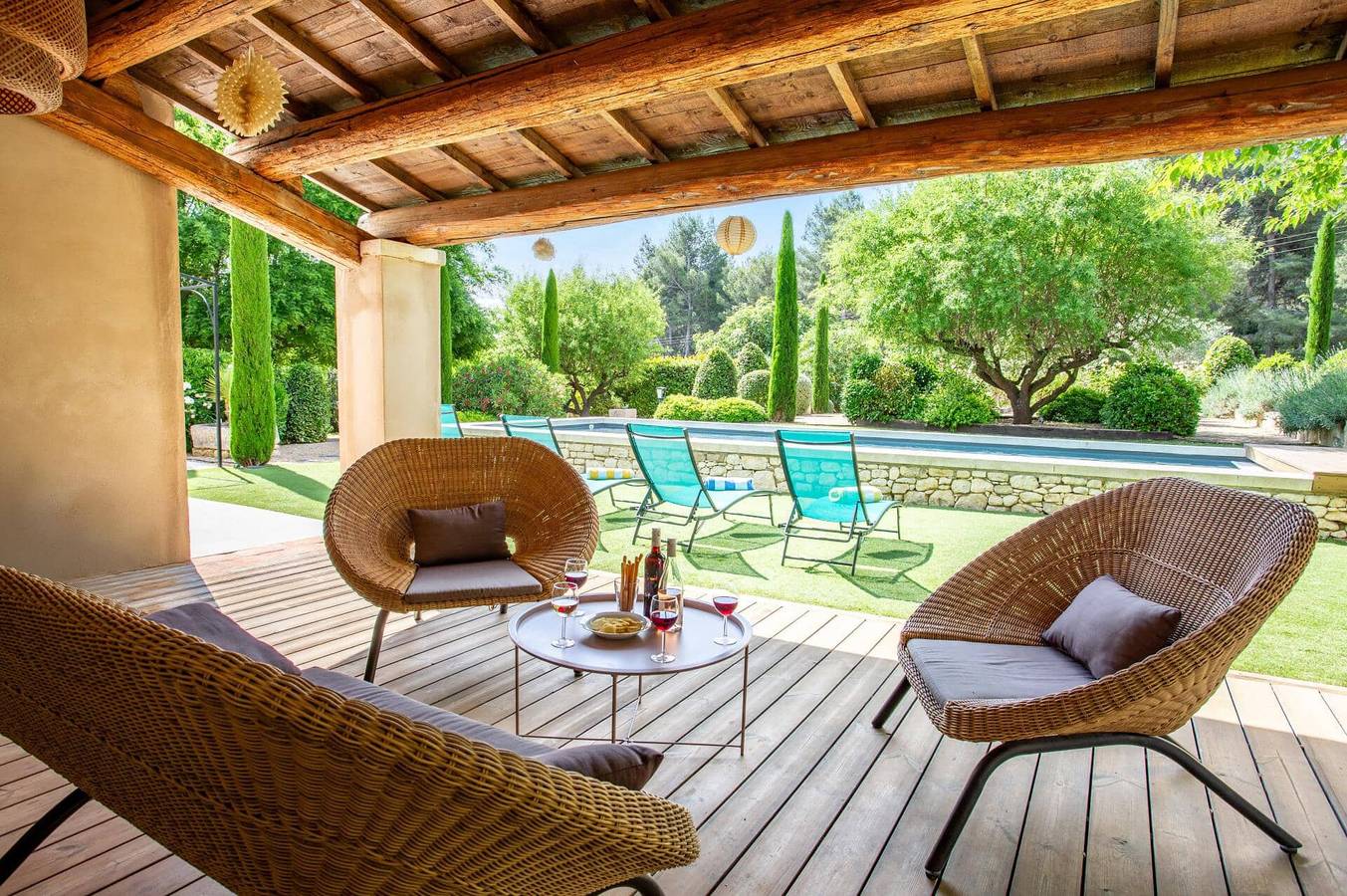 Villa Les Alpilles by Villa Plus in Maussane-les-Alpilles, Arles und Umgebung