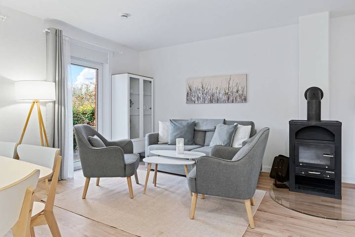 Ferienhaus für 6 Personen, mit Terrasse und Ausblick in Boltenhagen