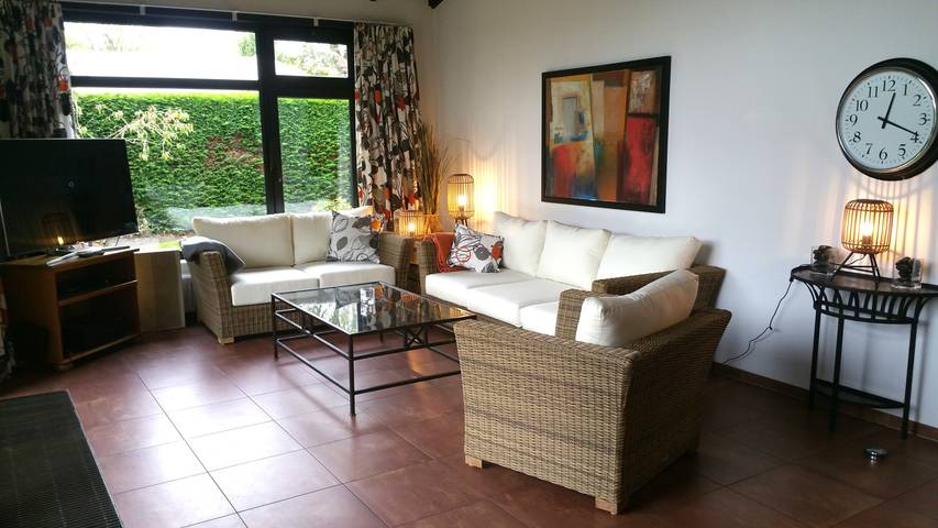 Ferienhaus für 6 Personen, mit Terrasse und Garten in Oostkapelle - 2