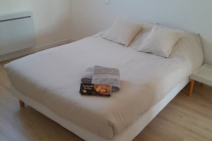 Gîte pour 2 personnes, avec jacuzzi dans Mortain-Bocage - 2