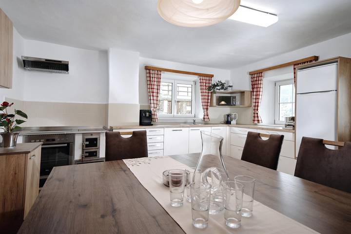 Ferienwohnung für 10 Personen, mit Balkon - 1