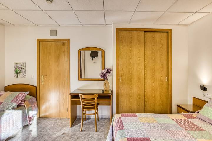 Location de vacances pour 3 personnes, avec balcon à Figueras - 3